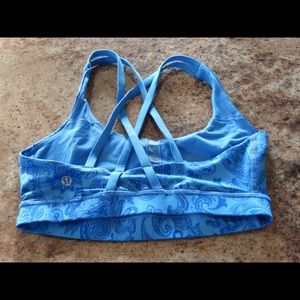 Lulu lemon energy bra size 6